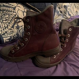 Unisex Brown Converse work boots